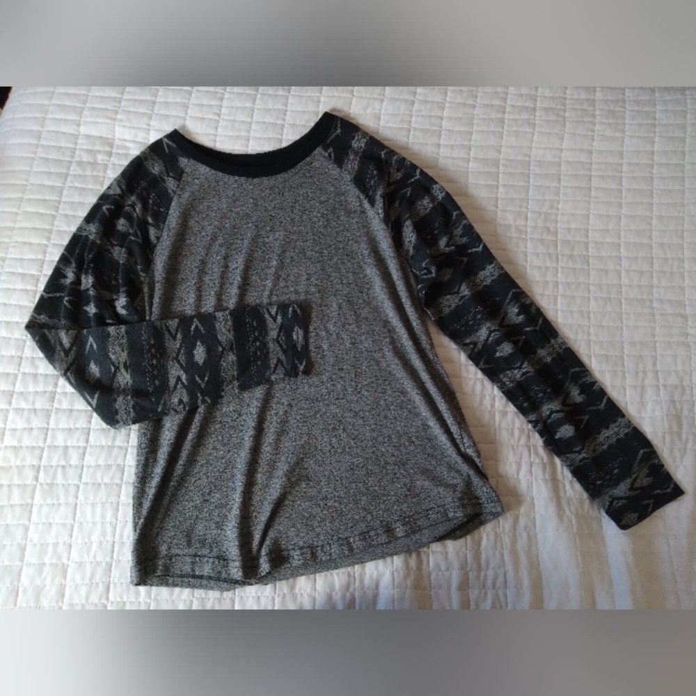 BROOKLYN CLOTH Graphic Long Sleeve Grey Shirt Mens Medium